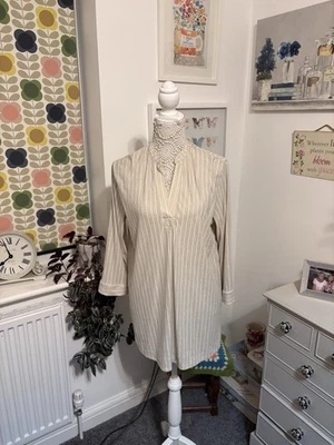 Marks And Spencer Beige Striped Longline Blouse Size 16 - Image 1 of 4