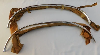 Nuevo de Lote Original Ford 1971 1972 Galaxie 500 Rueda Labio Apertura Guardabarros Arco Corto Molduras Foto 1 de 4