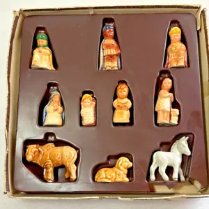 Mini Goebel 1982 Nativity Set, 10 pieces D-8633, Christmas Decor, West Germany - Picture 1 of 8