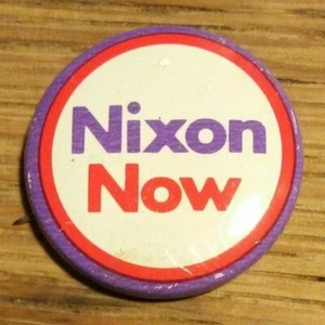 *Originale* Spilla Spilla Pulsante Vintage Nixon Now - Foto 1 di 3
