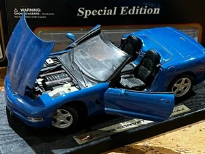 1:18 scale '98 Corvette Convertible (Maisto 31846) Blue Special Edition - Picture 1 of 4