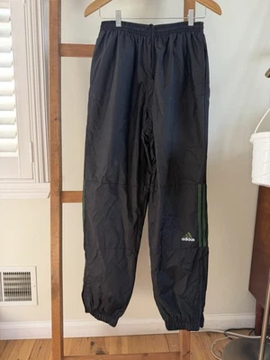 Pantalones cortavientos vintage Y2K Adidas negros verdes a rayas para hombre pequeños Foto 1 de 4