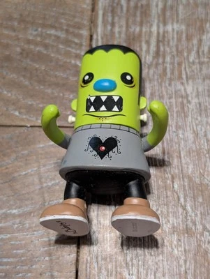 Figura Vinilo Kidrobot Ryan Bubnis Heroes and Heartbreakers Lil Franky 3" Foto 1 de 4