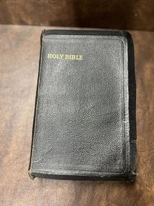 Vintage Holy Bible KJV Collins Clear-Type Press 1940s Illustrated - Bild 1 von 9