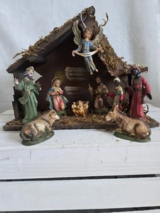 Vintage Presepio Krippenfiguren Nativity Set  Italy 10 pce set stable /9 figures - Picture 1 of 6