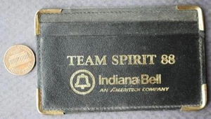 1988 Indianapolis Indiana Glocke Telefon Ameritech Team Spirit Leder Geldbörse -- - Bild 1 von 1