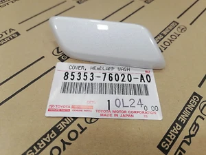 8535376020 FOR LEXUS CT200h RIGHT Side Headlight Washer NOZZLE Cover 14-19 WHITE - Picture 1 of 5