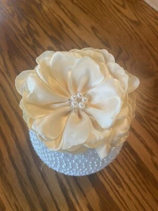 HANDMADE IVORY SINGED SATIN PETAL FLOWER FOR A BROOCH, CORSAGE OR A HEADBAND - Picture 1 of 1