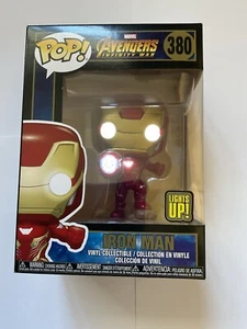 Funko Pop! nuevo en caja Iron Man Marvel Avengers Infinity War No. 380 Light Up - Imagen 1 de 7