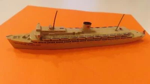 Wiking, " Wilhelm Gustloff ", KDF-Schiff, Vitrinen-Modell, D., 1250, WI 344 - Bild 1 von 1