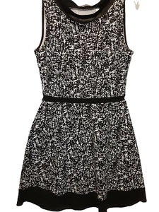 Vestido Promod Mujer Negro Blanco Sin Mangas Ajuste y Acampanado Poli Spandex Talla? - Imagen 1 de 12