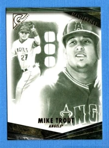 Obra maestra de Mike Trout Angels 2018 Topps Gallery #M10 - Imagen 1 de 1