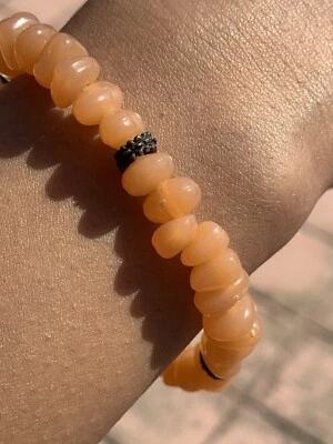 orange bead bracelet - Image 1 of 4