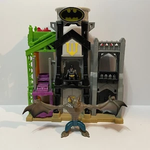 Imaginext DC Super Friends Gotham City & Manbat Figure - Fisher Price - Imagen 1 de 5