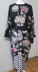 NWT ASOS EMBROIDERED FLORAL PRINT KIMONO DRESS, SZ 6 - Picture 1 of 12