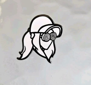 Pin esmaltado Rezz EDM DJ - Imagen 1 de 8