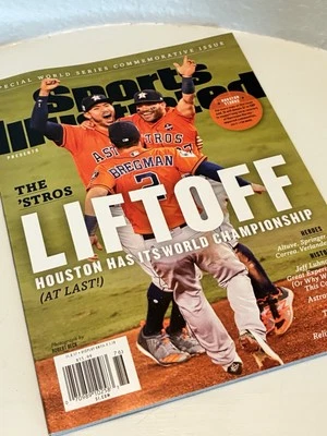 SPORTS ILLUSTRATED "HOUSTON ASTROS+HOUSTON CHRONICLE "CHAMPS!" DATED 11/2/17 -C7 - Image 1 of 4