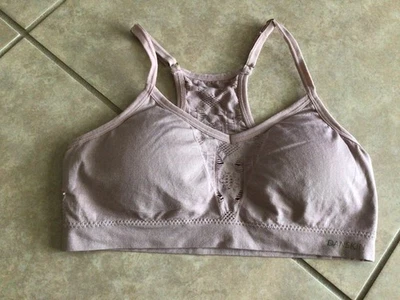 Sutiã esportivo feminino íntimo pele de danskin lilic roxo acolchoado pulôver MED - Imagem 1 de 4