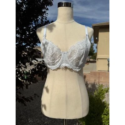 Victoria's Secret White Lace Underwire Bralette Adjustable Feminine Support 38D - Image 1 of 4