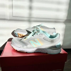New Balance (Big Kid Size 6 Wide) Rain Cloud 680v6 Running Shoe w ABZORB midsole - Picture 1 of 14