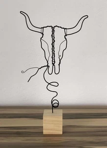 Bullenschädel-Design & Handgemachter Bullenschädel aus Draht - Bild 1 von 9