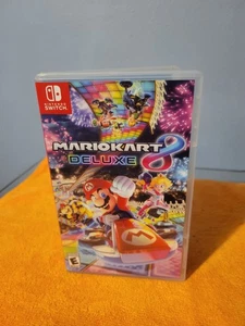 Mario Kart 8 Deluxe Nintendo Switch - Complete With Case - Picture 1 of 4