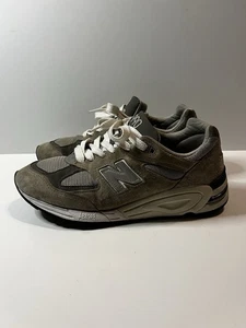 New Balance 990 V2 Made in USA Grey Size US 9.5 - Picture 1 of 8