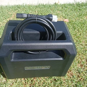 SEGWAY PORTABLE POWER STATION LM-500 WITH 2 AC - Picture 1 of 11