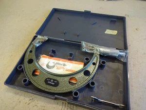 Mitutoyo 5-6"micrometer cased - Picture 1 of 7
