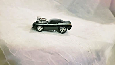 MUSCLE MACHINES FUNLINE '70 2000 PLYMOUTH CUDA Barracuda negra diecast Foto 1 de 4