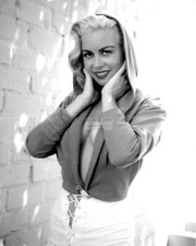 JEANNE CARMEN MODEL AND ACTRESS PIN UP - 8X10 PUBLICITY PHOTO (MW290)