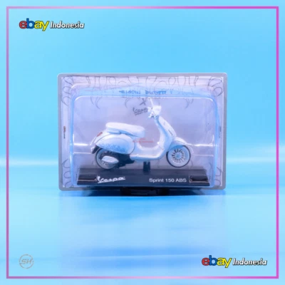 Maisto Fabbri Custom Vespa Sprint 150 ABS Justin Bieber Diecast Motor Bike 1:18 - Image 1 of 4