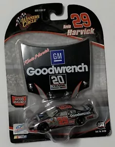 Kevin Harvick #29 Winner's Circle GM Goodwrench 1:64 Car & Hood Magnet New 2005 - Picture 1 of 6