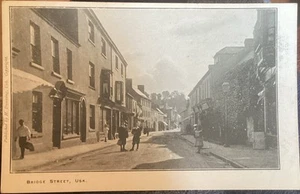 Usk, Showing Bridge Street Animated Postcard With People - Picture 1 of 2