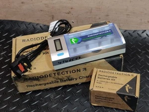 Radiodetection CAT & Genny 6 x NiMH Akku + Ladekabelsuchgerät - Bild 1 von 10