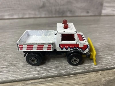 Camioneta pickup Matchbox Unimog escala 1:76 vintage 1983 arado blanco amarillo vintage Foto 1 de 4