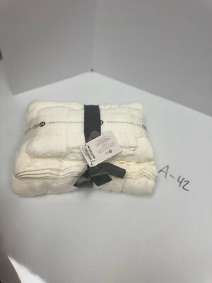 Hotel Collection Ultimate Micro Algodón 20 Aniversario 3 piezas Juego de toallas de baño Foto 1 de 4