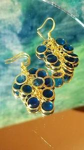 Blau Epoxid runde 15 Tropfen ~ Cluster Ohrhänger. Handarbeit A~K~N Design - Bild 1 von 5