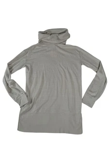 GAP Ivory Long Sleeve Turtle Neck Sweater Women's Size Extra Small - Picture 1 of 24