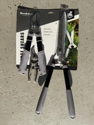 Mini podadora y tijeras de seto Brookstone 3 Pk Foto 1 de 3