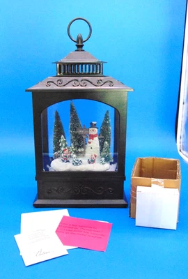 Linterna Valerie 17" Iluminada Efecto Nieve Caída DÍAS BOLA DE NIEVE Escena de Invierno Foto 1 de 4