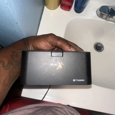 Thermaltake ST0014U BlacX  Dual SATA HDD Docking Station - Image 1 of 4