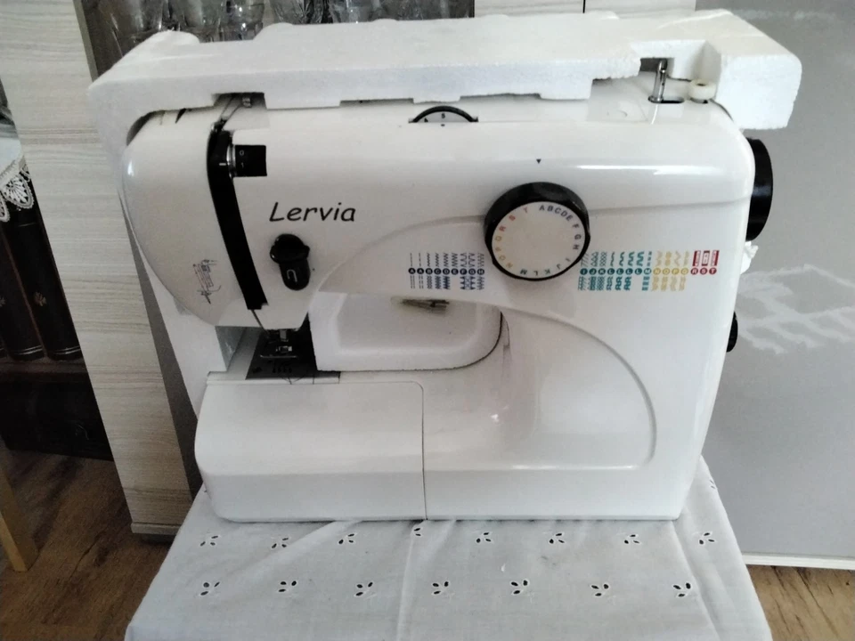 Elektr. Freiarm-Nähmaschine  "Lervia KH 400" Neu In Verpackung - Bild 1 von 4