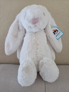 NWT Jellycat I Am Medium Bashful Cream Bunny Stuffie Stuffed Animal Plush Rabbit - Picture 1 of 9