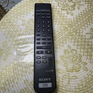 Sony Remote Control RM-DC335 CD Player Receiver Unit for CDP-CE235 OEM - Picture 1 of 4