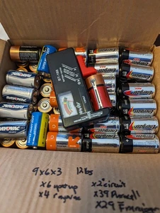 X80 Used 1.5V C Batteries BUNDLE! Over 12LBS! Tested & All GREEN GOOD LEVEL! - Picture 1 of 2