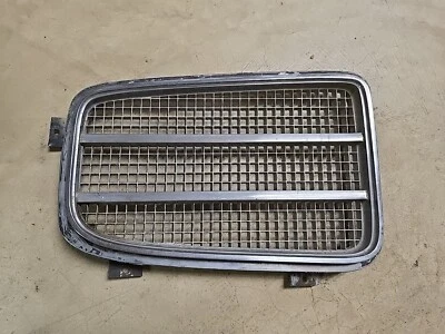 Pontiac Lemans 1972 parrilla lateral del pasajero inserto 13370 486307 diestro #2 Foto 1 de 4