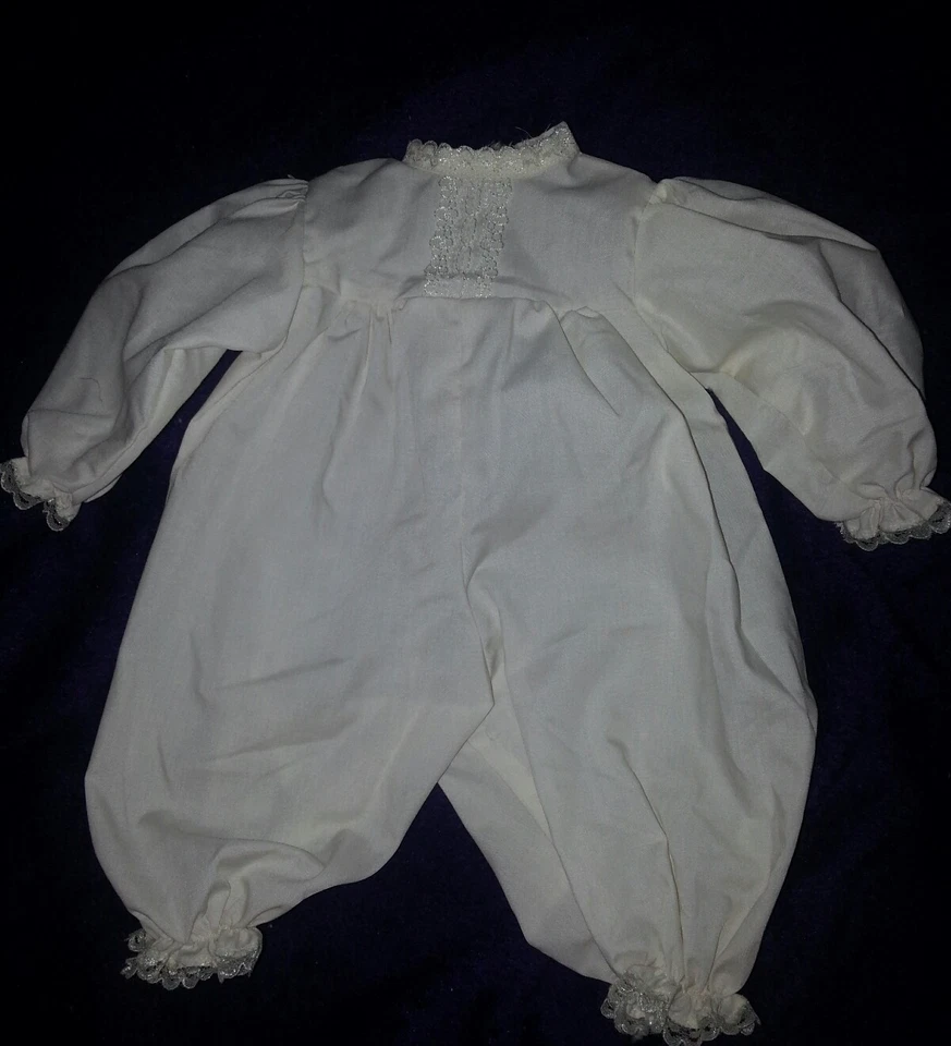 Orchidee-Puppenmode Baby Strampler 48-50 cm weiß - Bild 1 von 1