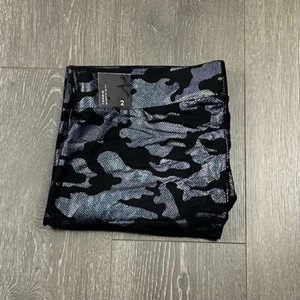 BNWT TORRID PLUS SIZE 3 (22/24) LUXE METALLIC BLACK GRAY CAMO PREMIUM LEGGINGS - Picture 1 of 6