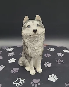 Sandicast Sammlerstück grau Husky sitzende Figur MS300 - Bild 1 von 8